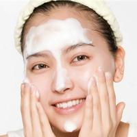 正确洗脸护肤步骤：保护皮肤健康