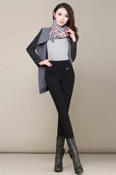 2012冬季时尚：打底裤子的多样搭配，显瘦百搭的潮流之选