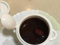 红枣浓浆：养生甜品的制作秘诀，让你品尝到红枣与生姜的美妙结合！