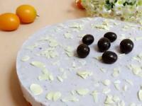 制作完美蓝莓芝士蛋糕的步骤：口感丰富，做法简单