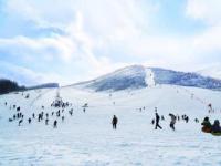 曾家山滑雪场：川北冬季旅游的滑雪胜地